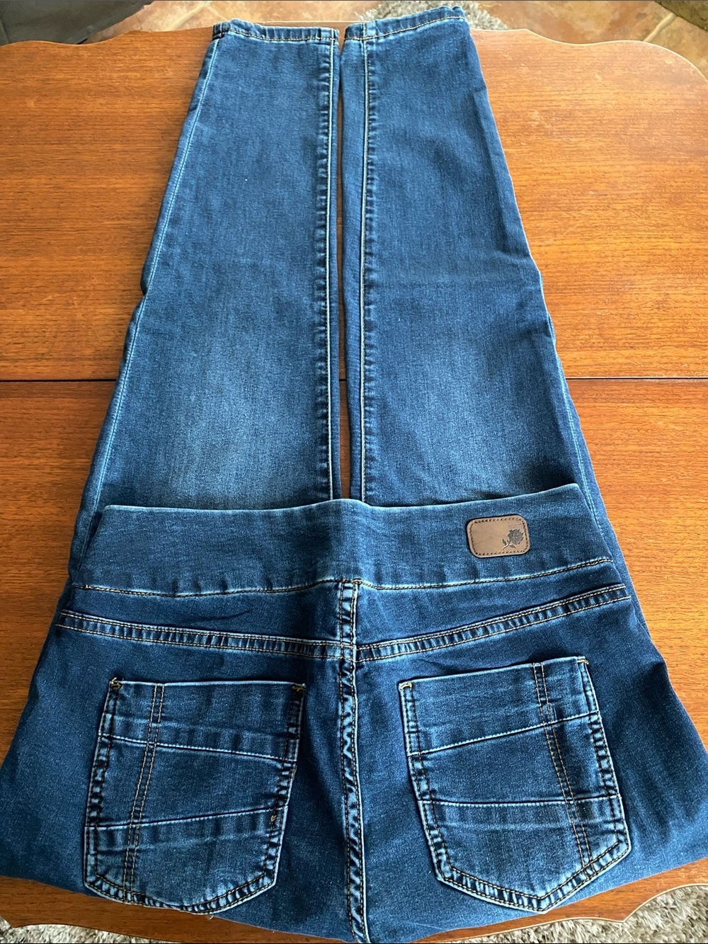 Rubberband Dark Wash Denim Jeans with Back Pocket Detail